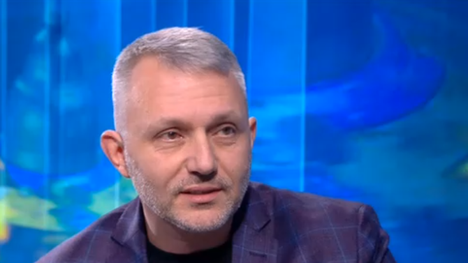 Адв. Хаджигенов: Опитваме се недоволството от площадите да се излее в урните