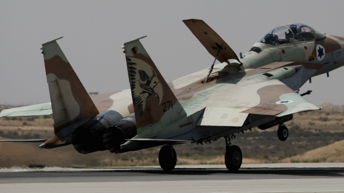 Израел ще обучава пилоти на гръцките ВВС