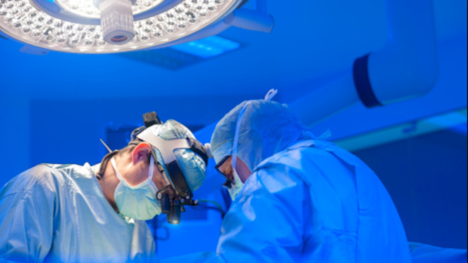 През 2020 г. в Университетска болница „Лозенец“ са извършени 13 трансплантации