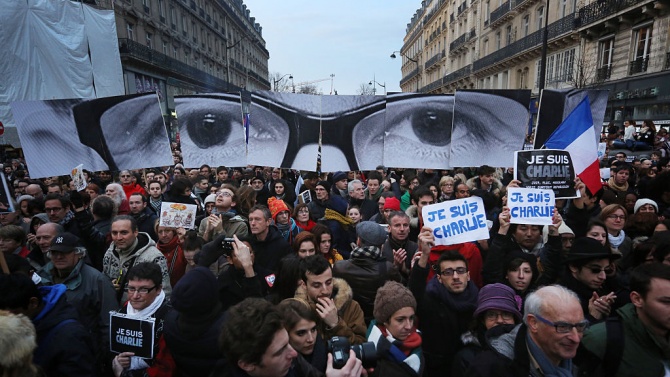 Франция отбеляза шестата годишнина от атентатите в Париж от януари 2015 г.