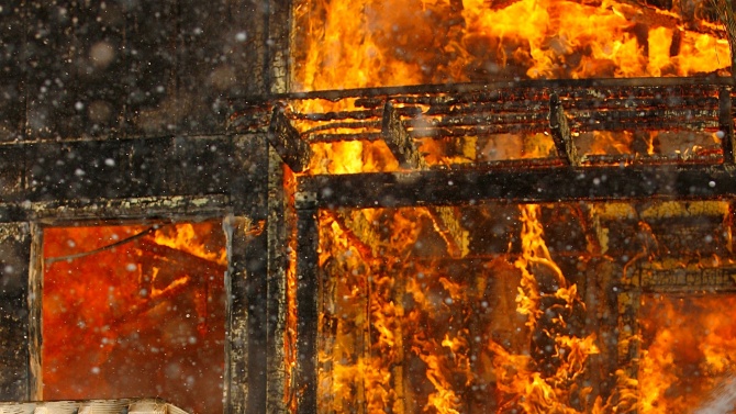 Пет жертви на пожар в блок в Хабаровск