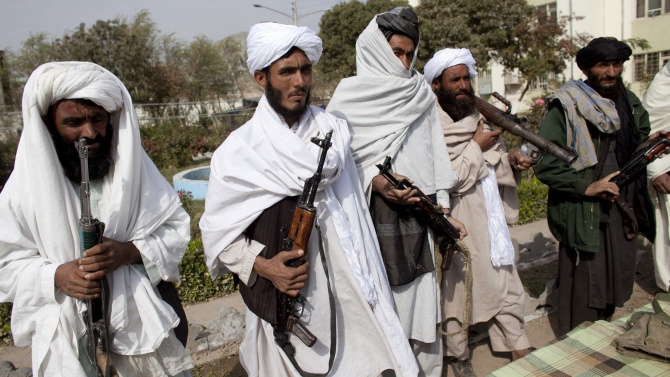 Талибаните с революционна фетва