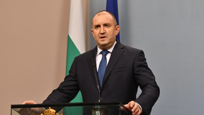 Румен Радев: Партиите нямат основания за претенции по отношение на датата на вота