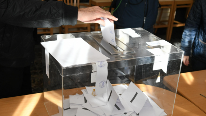 Правната комисия на НС прие промени в изборните правила