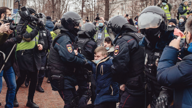 Москва скочи на американски дипломати и ги привика във външното си министерство за обяснения