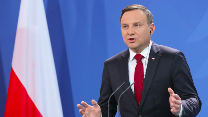 Полският президент призова ЕС да засили санкциите срещу Русия заради Навални