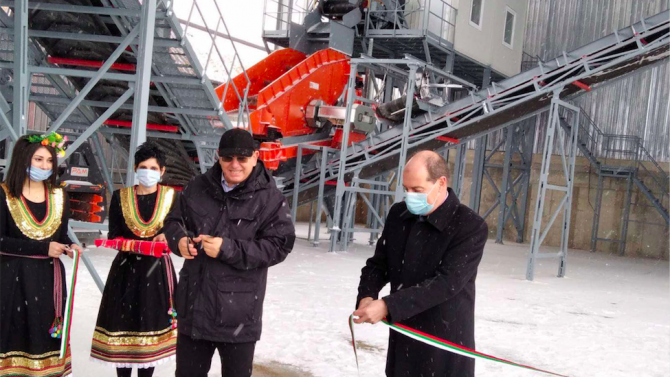 Министър Димитров откри нови инсталации за преработка на отпадъци за 7 общини в Средногорието