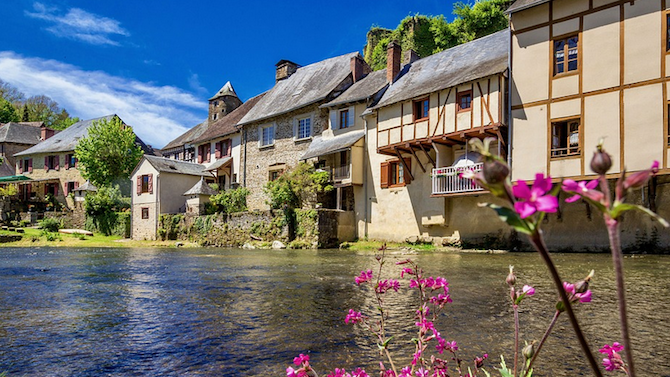 Австриец завеща милиони евро на френско село, крило го от нацистите 