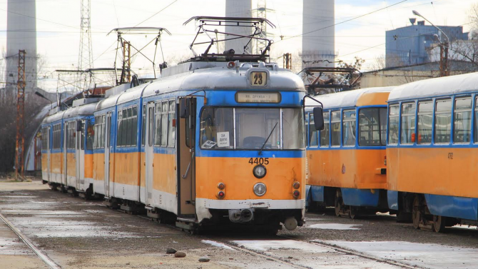 История на колела: Съкровище на релси вози пътниците по трамвайна линия 23 в София