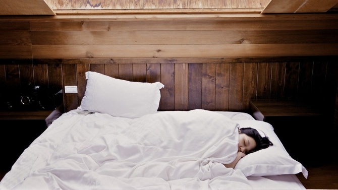  Учени откриха на какво се дължи продължителността на съня ни