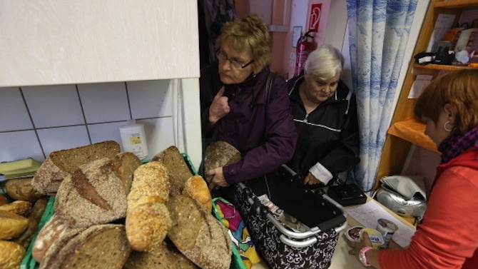 Възрастни и хора с ниски доходи от Трявна ще получават топъл обяд до края на април