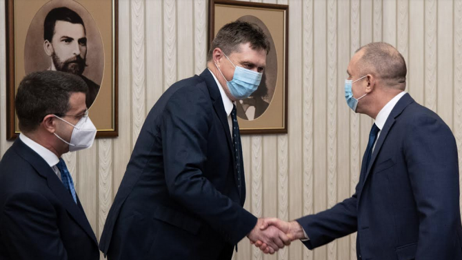Румен Радев обсъди приобщаването на българския бизнес към "Три морета"