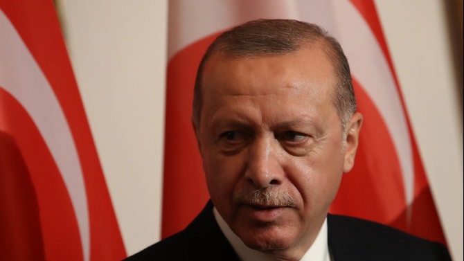 Говорителят на Ердоган се чу със съветника по националната сигурност на САЩ