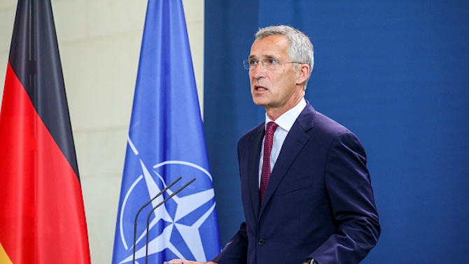 НАТО определи като перверзия действията на Русия срещу Навални