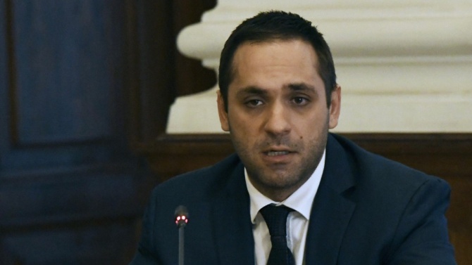 Бившият министър Емил Караниколов няма амбиции да се връща във властта