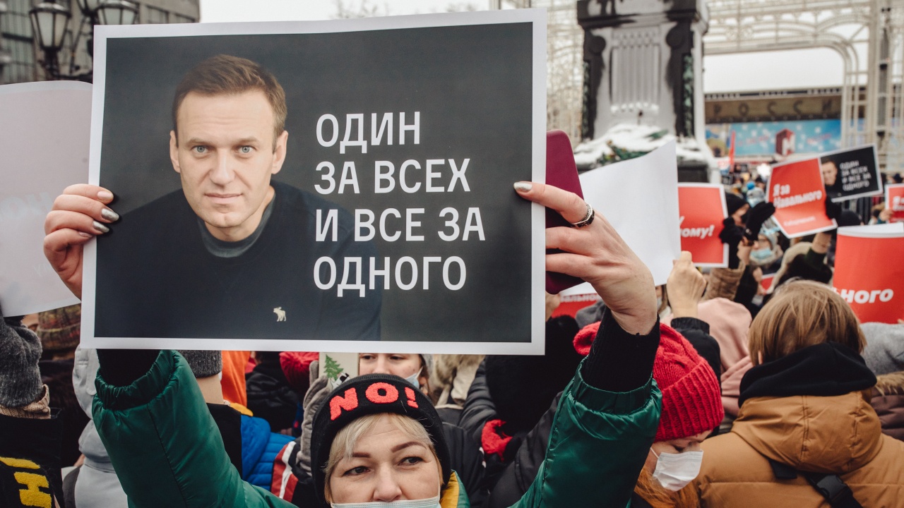 ЕС е готов да продължи да следи делата срещу Навални