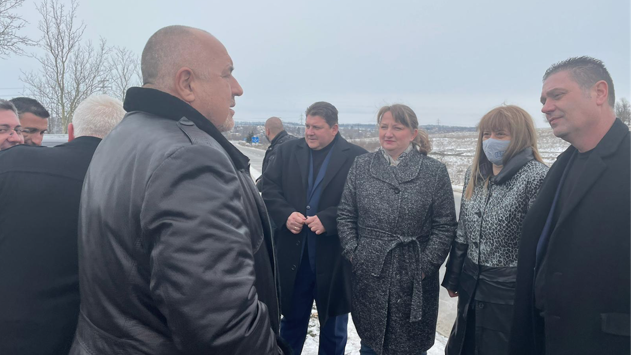 Борисов в Добрич: Няма значение от коя партия е кметът, ние подпомагаме всяка община