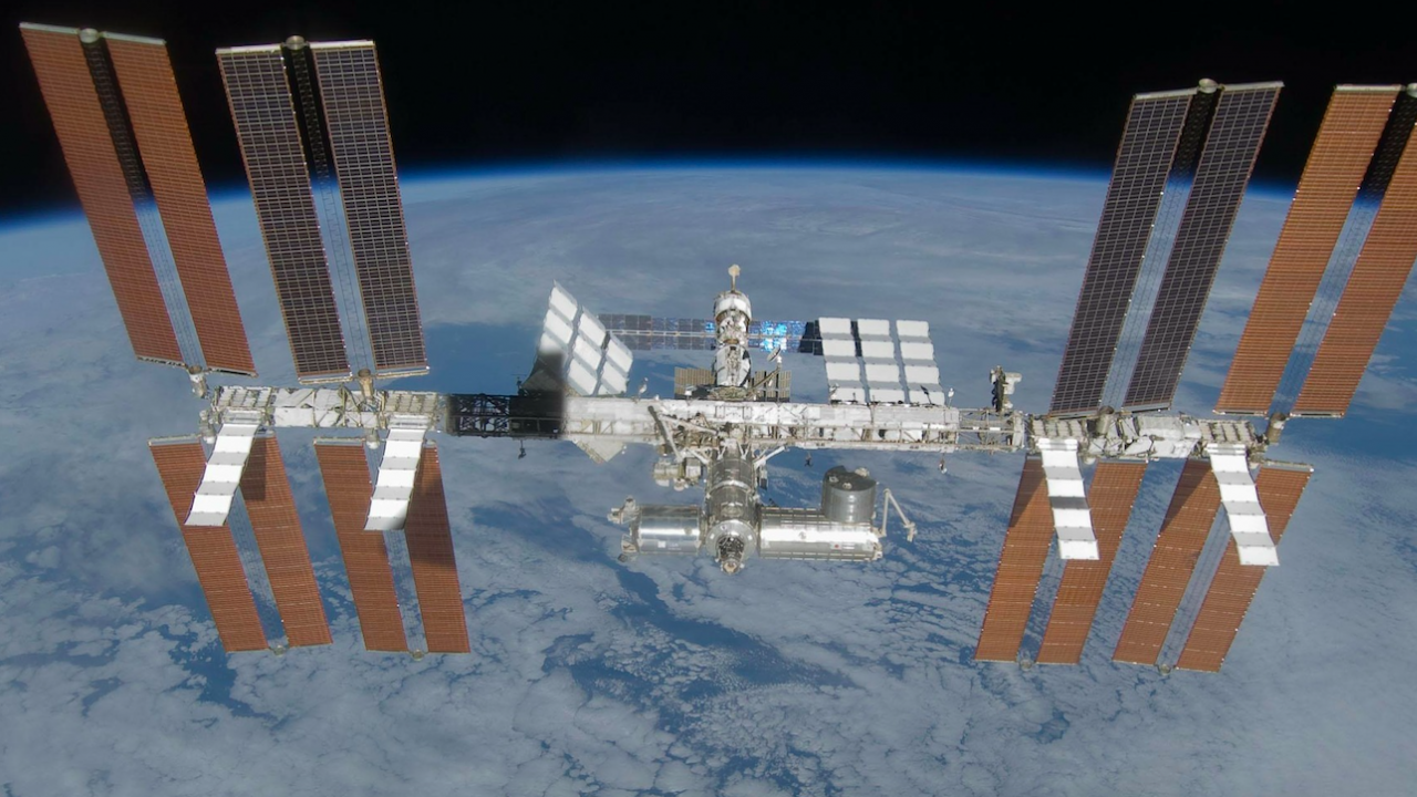Космическият товарен кораб "Прогрес МС-16" носи оборудване за ремонт на МКС