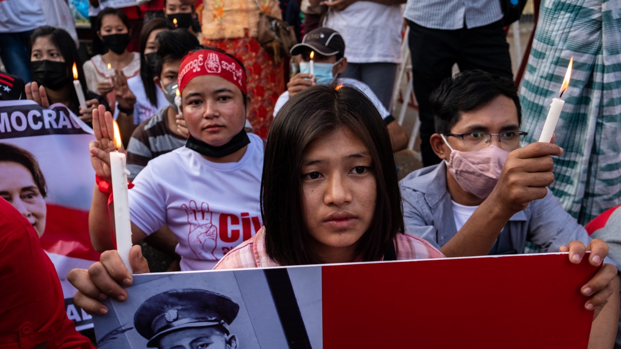 Протестите срещу военния преврат в Мианма продължават