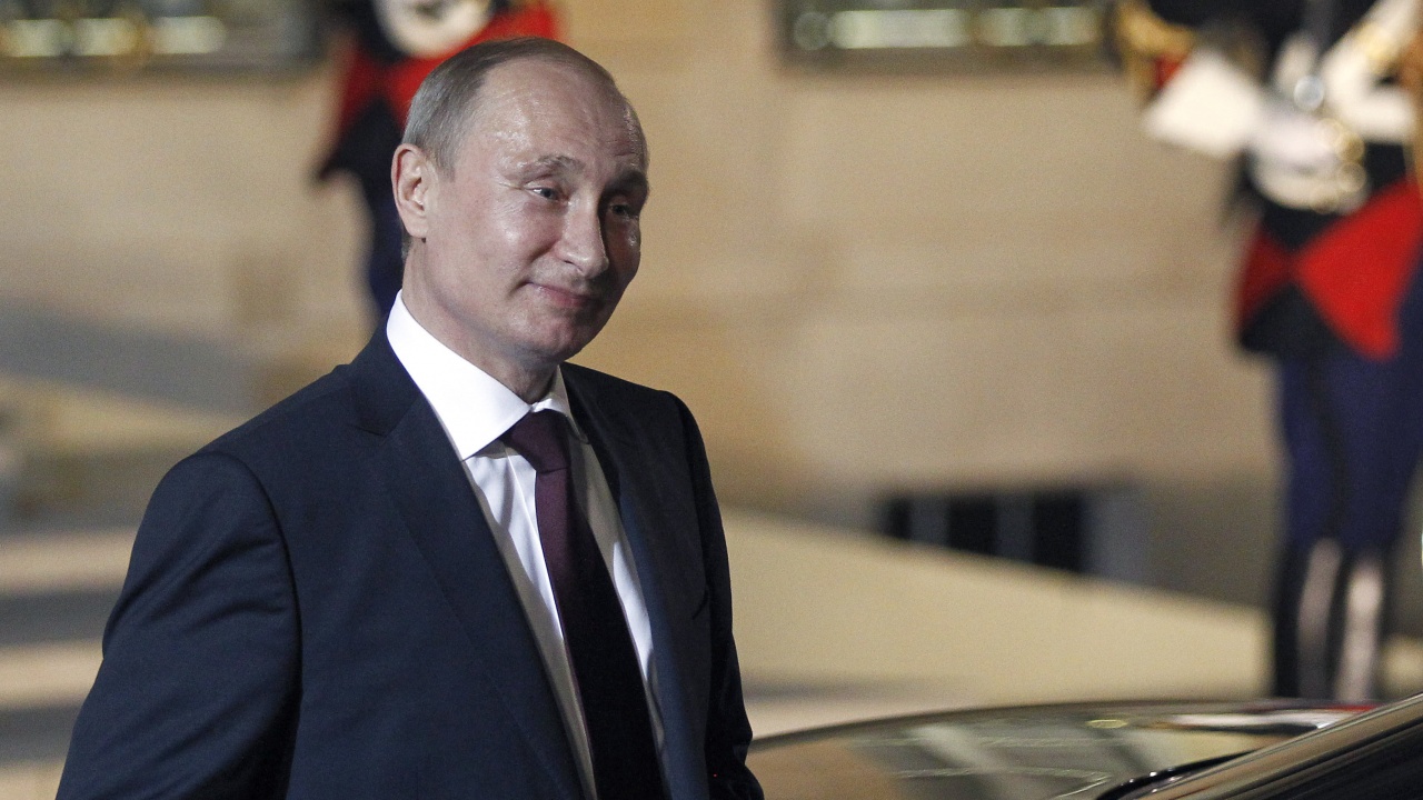 Кремъл обясни рейтинга на Путин