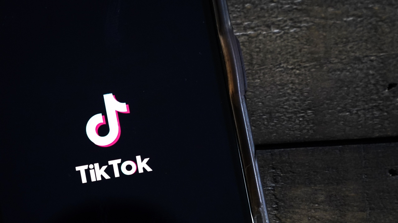 Приложението TikTok е атакувано в Европа за нарушаване на потребителското законодателство