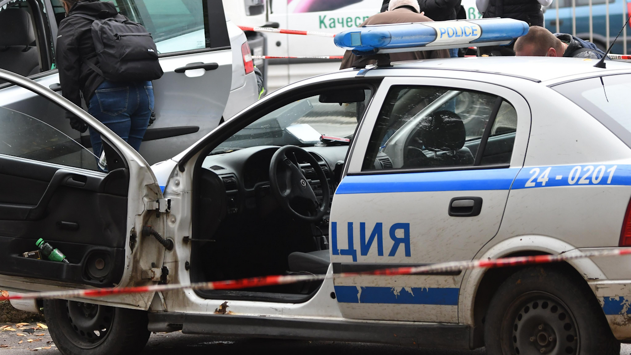 Криминално проявен без книжка си спретна луда гонка с полицаи във Варненско