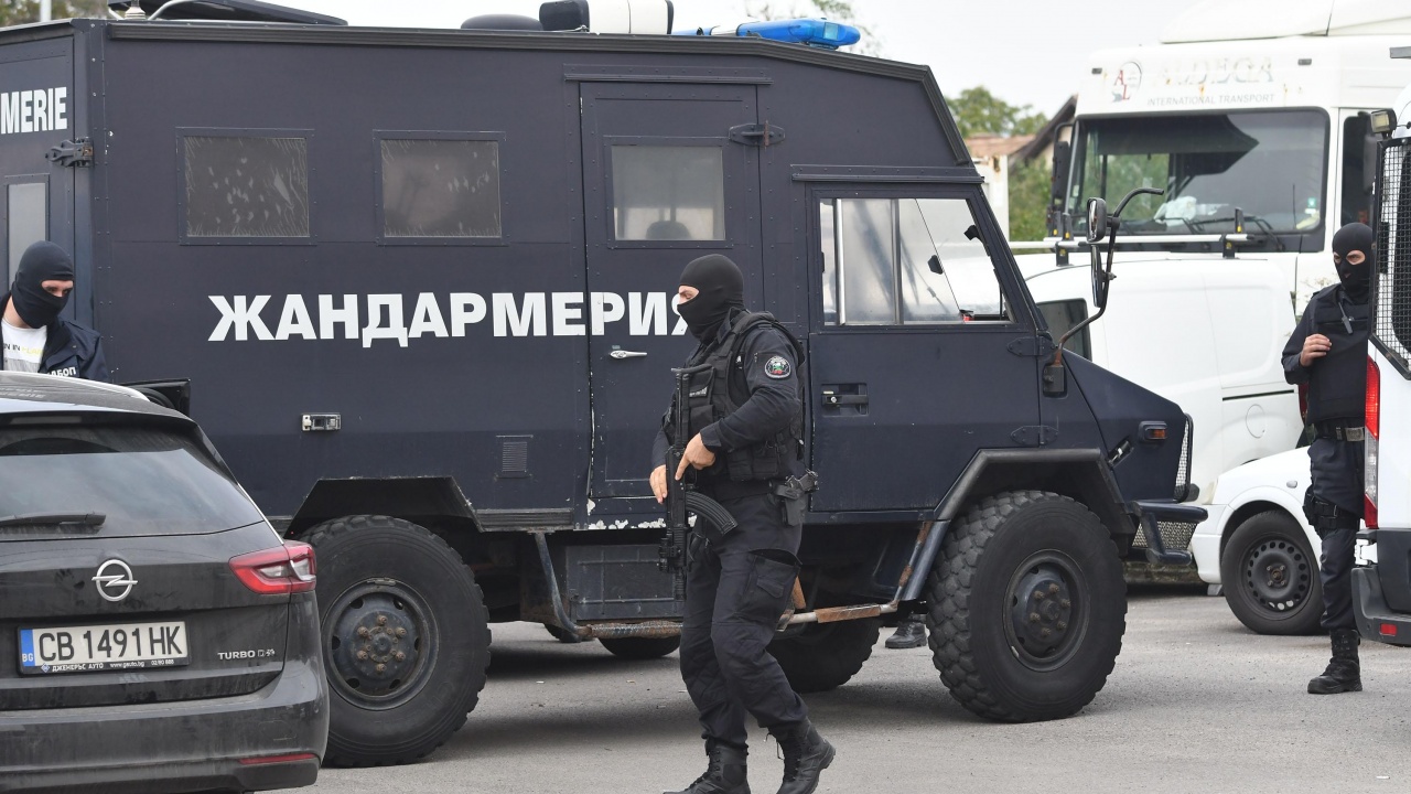 Още издирват извършителите на въоръжения грабеж в София