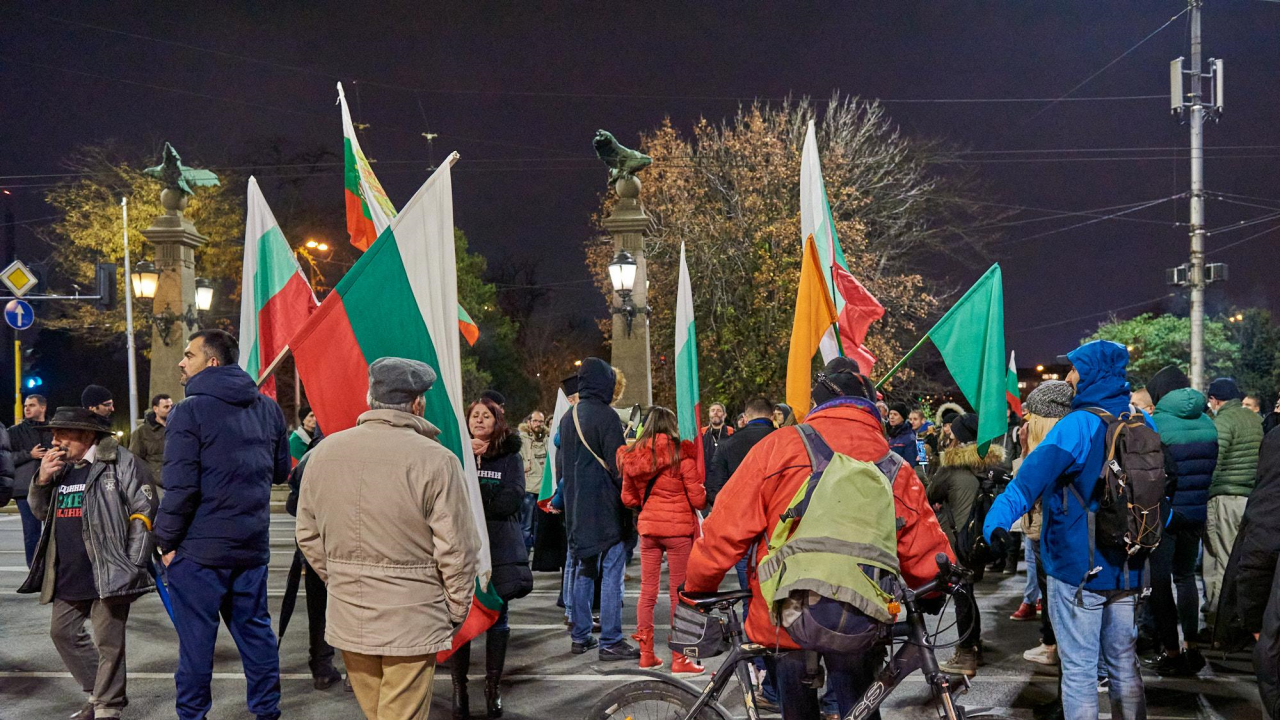 Поредна вечер на антиправителствен протест в София