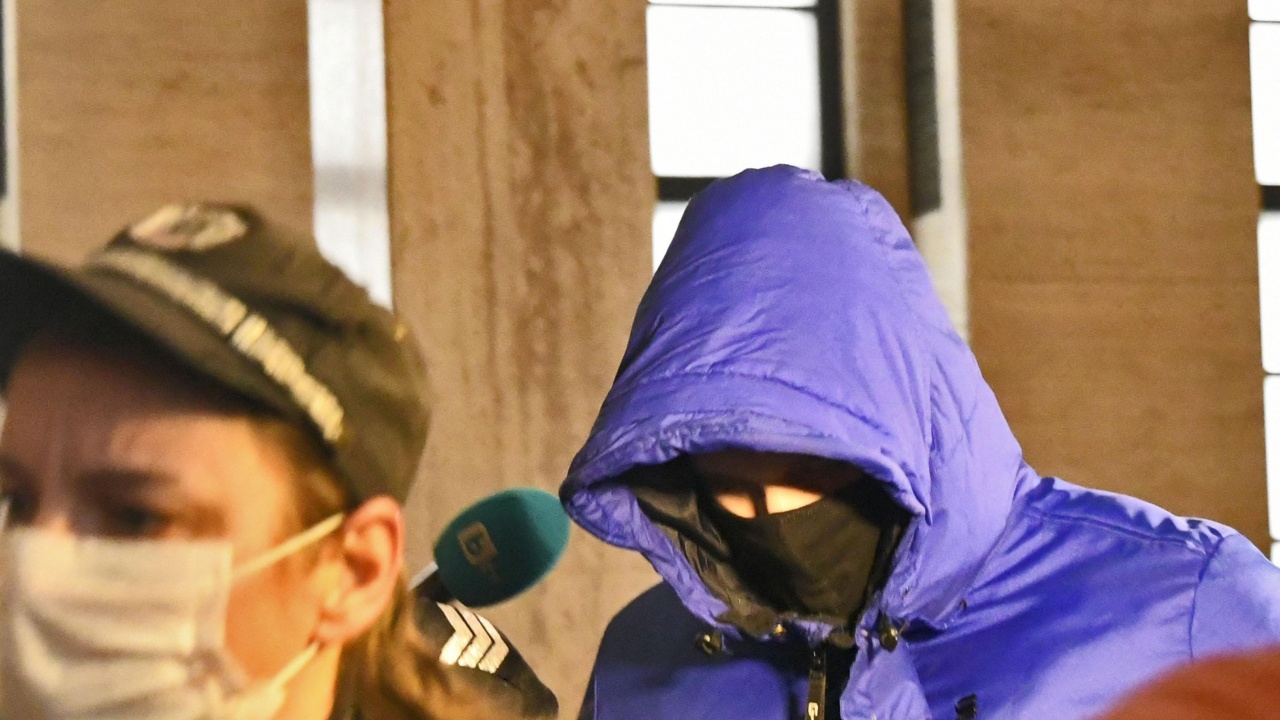 Кристиан Николов поиска по-лека мярка от съда и обеща, че няма да се укрие