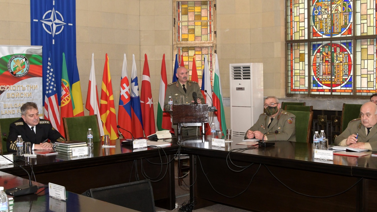 Емил Ефтимов: Сухопътните войски успешно проведоха учения, които не бяха правени от десетилетия