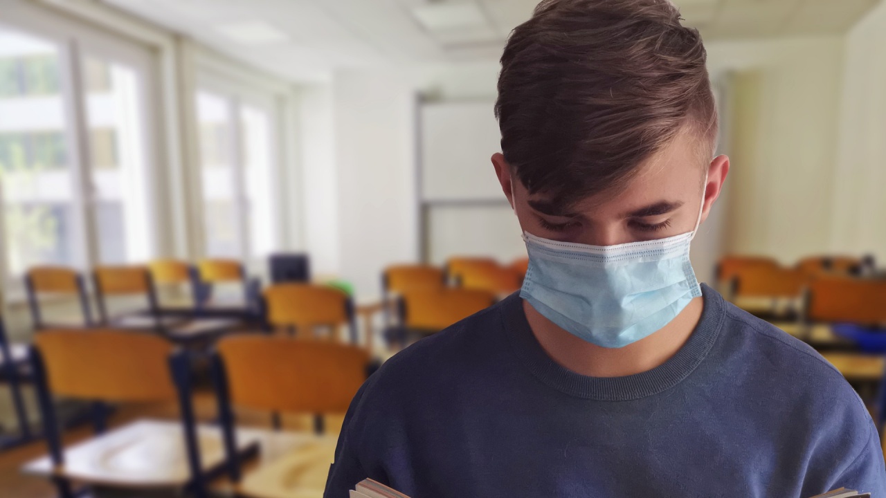 Отлага се връщането в училище на децата в Турция
