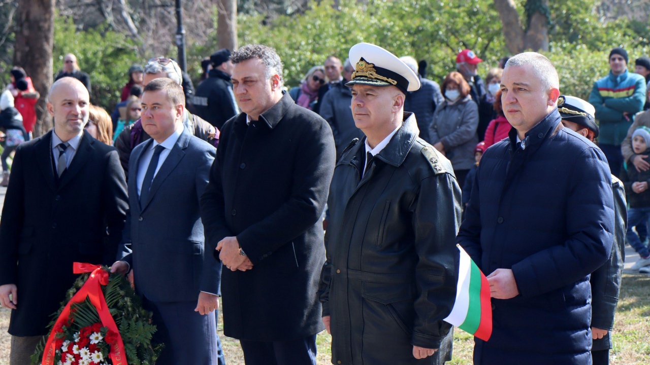 Във Варна отбелязаха Трети март  