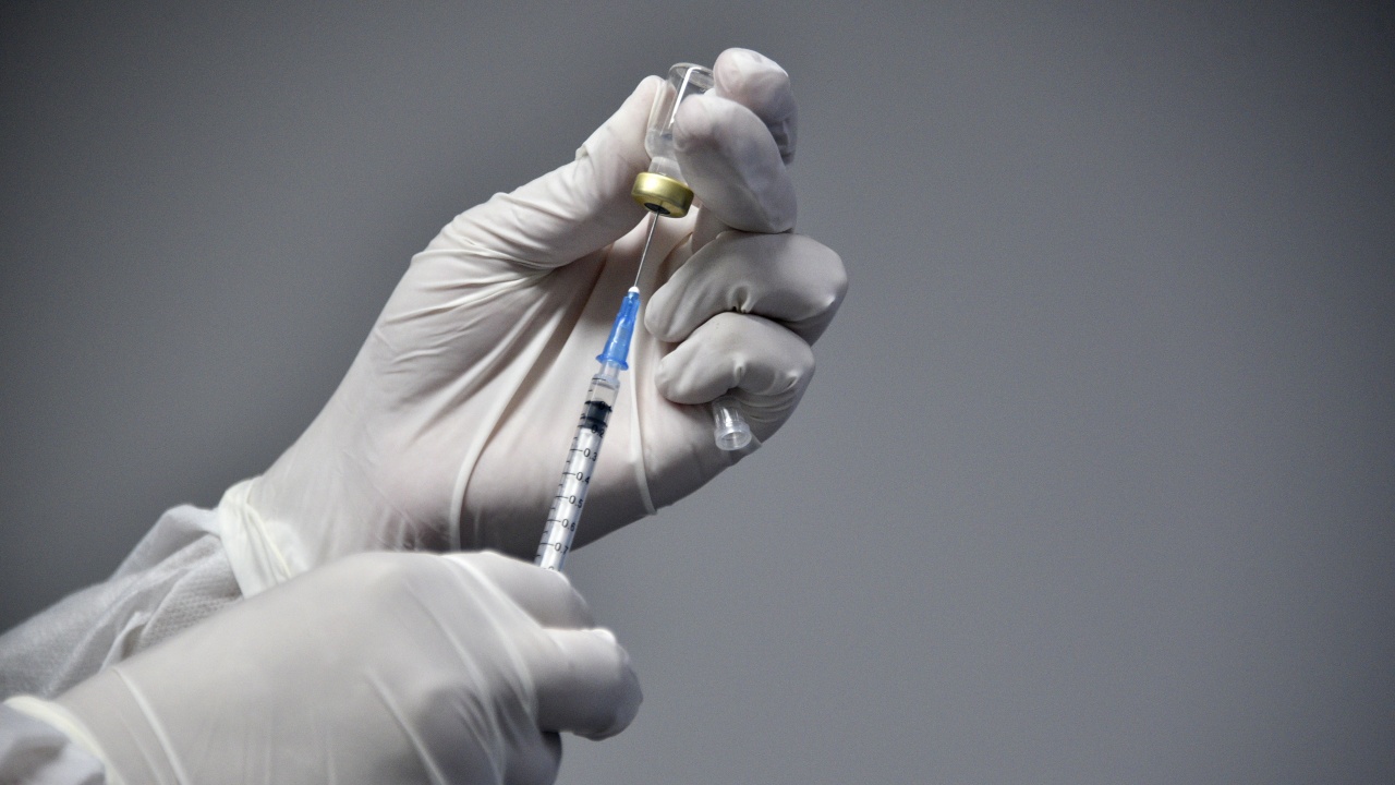 "Галъп": 36% от българите искат да се ваксинират