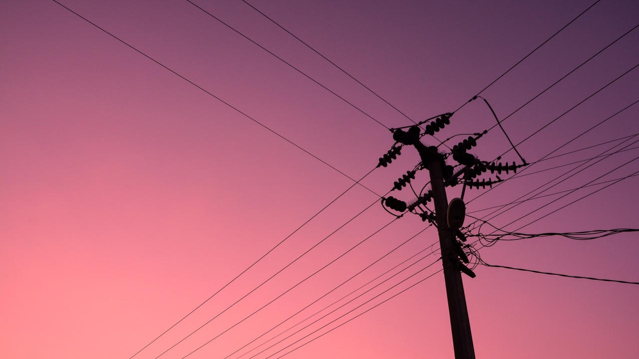 Опит за кражба на кабел остави 5000 домакинства в Софийско без ток