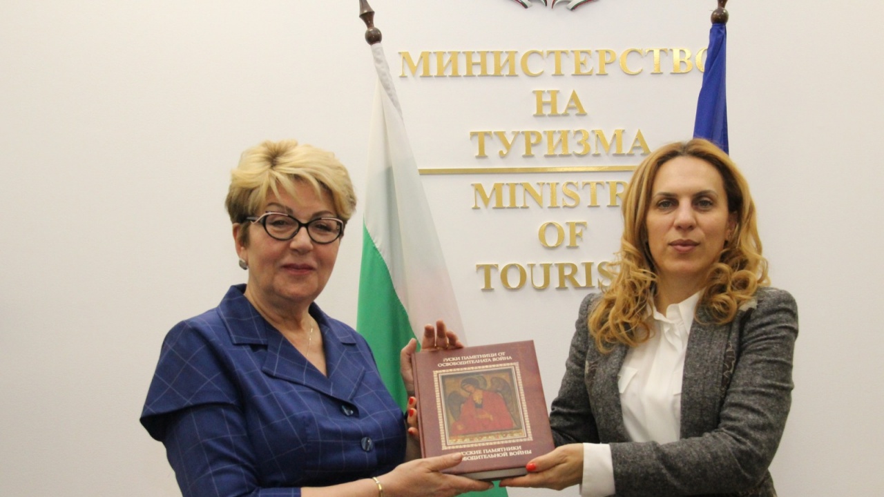 Марияна Николова пред руския посланик: България е готова да посрещне ...
