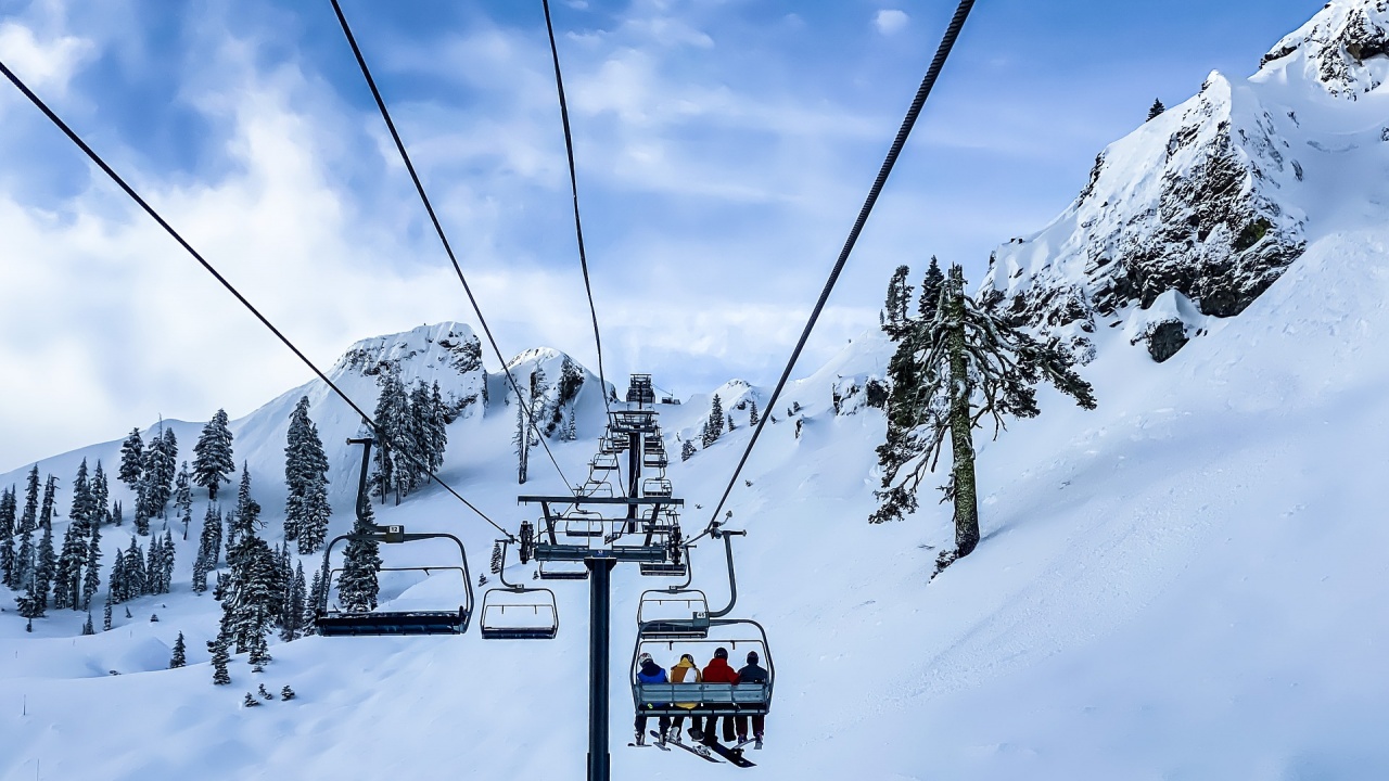  Лифтовете и ски зоната в Пампорово ще работят до 21 март