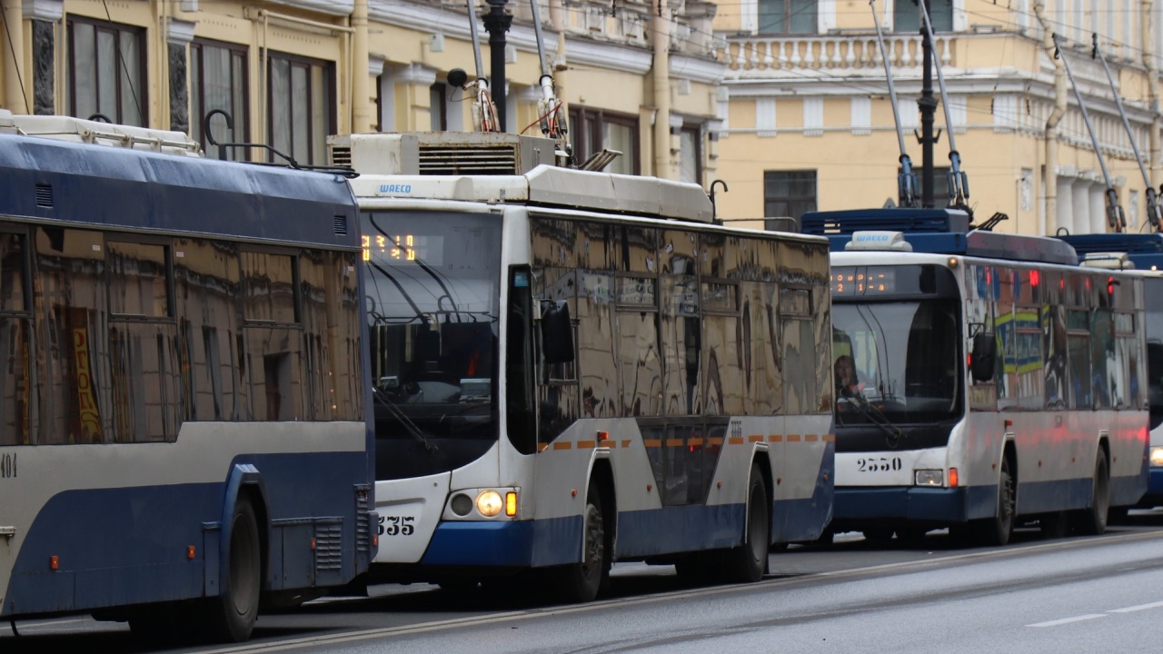 С пропуск в градския транспорт: Украински град бори пандемията по нестандартен начин