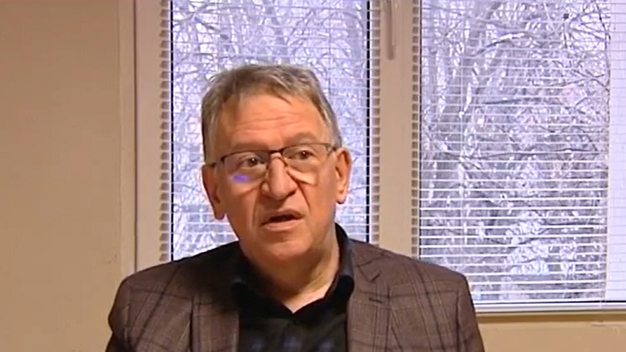 Д-р Стойчо Кацаров: Бъдете готови за още по-големи числа в броя на починалите
