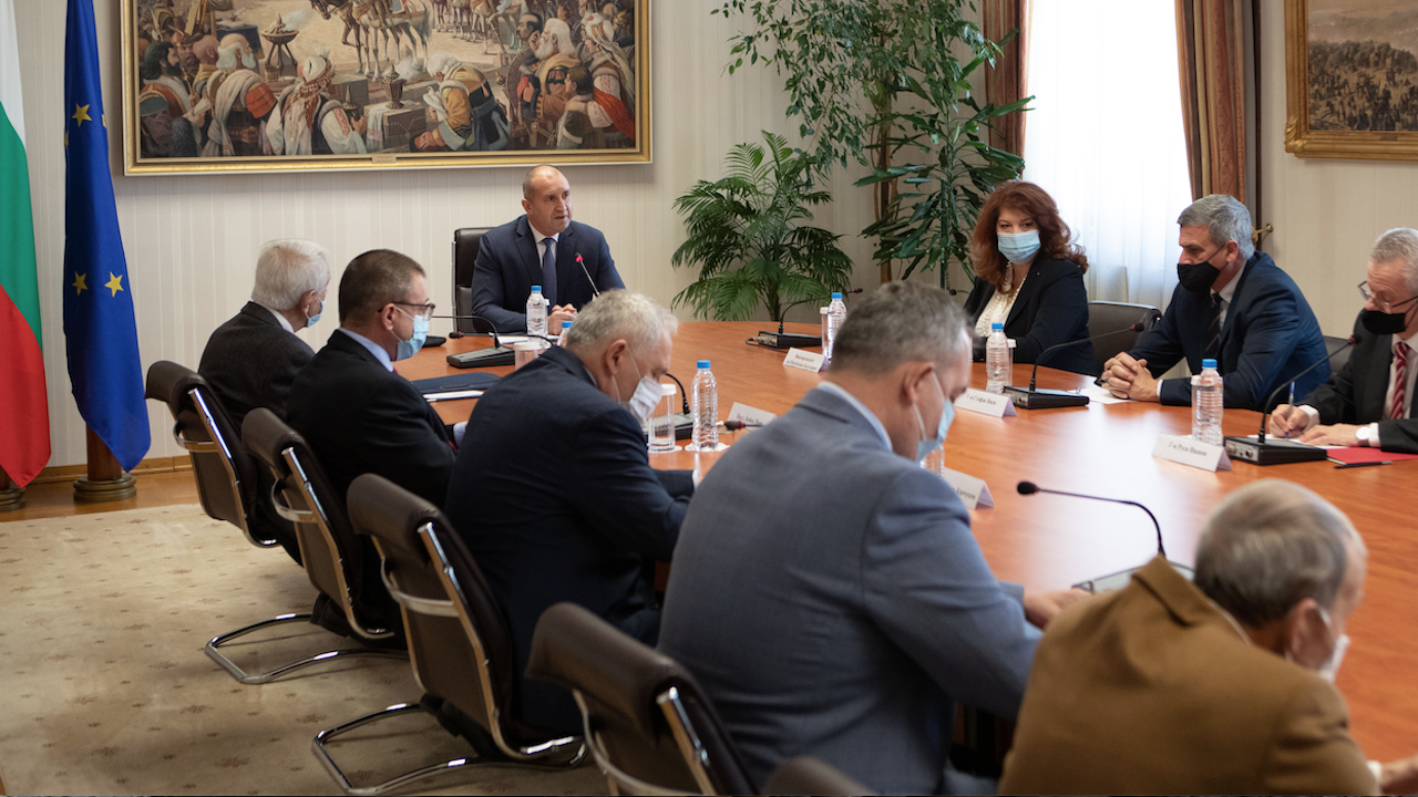 Президентът: България очаква от Северна Македония политическа воля за изпълнение на критериите за членство в ЕС