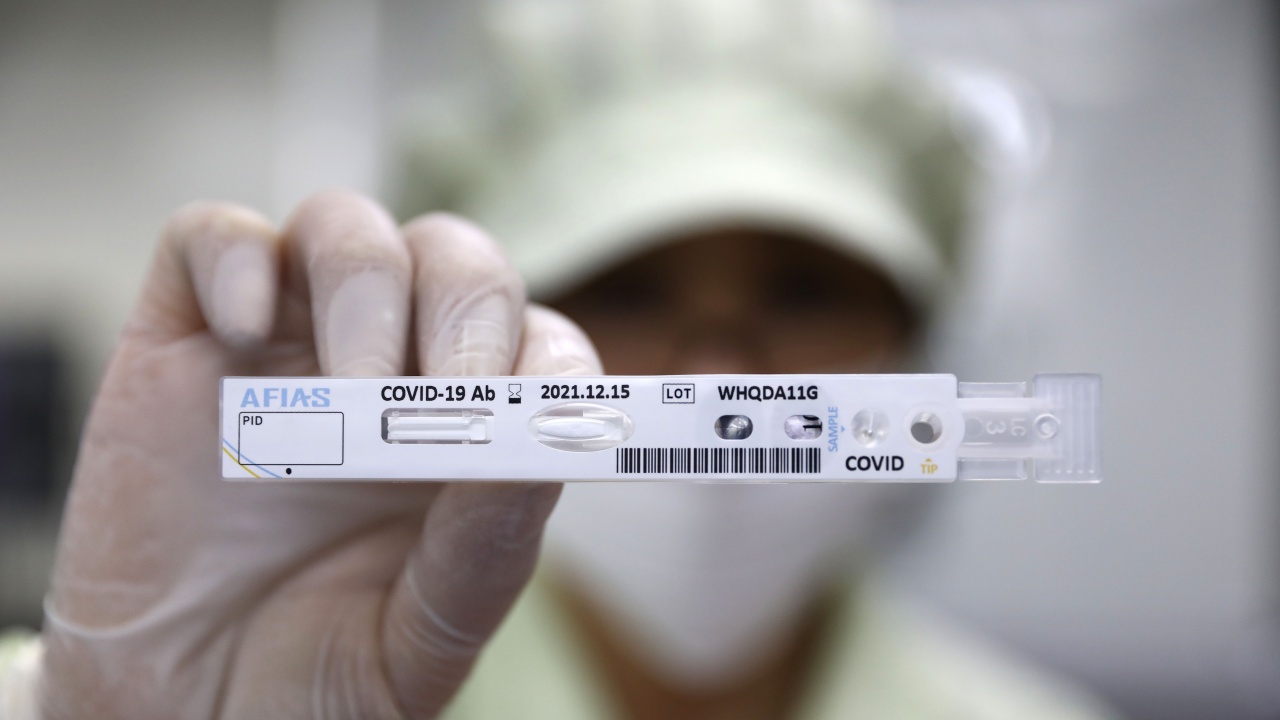 За пръв път Индия регистрира над 100 000 случая на коронавирус за денонощие