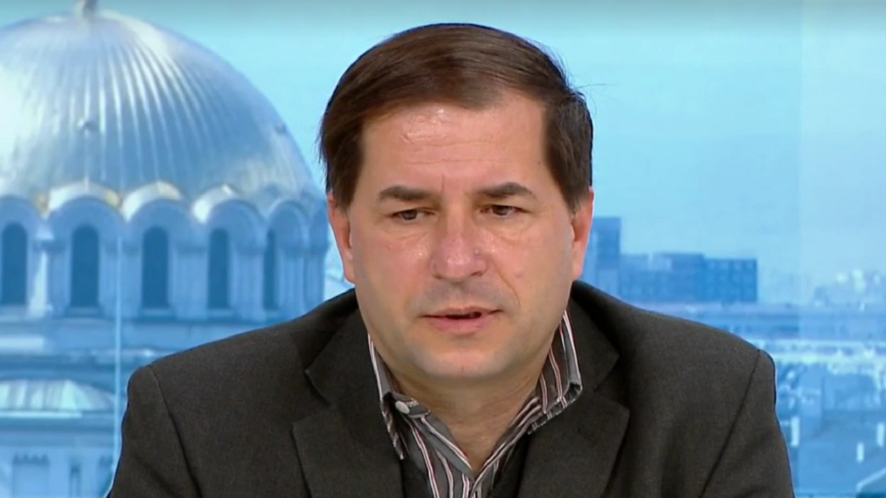 Д-р Борислав Цеков: Третият мандат за съставяне на правителство стимулира търсенето на обединителни фигури