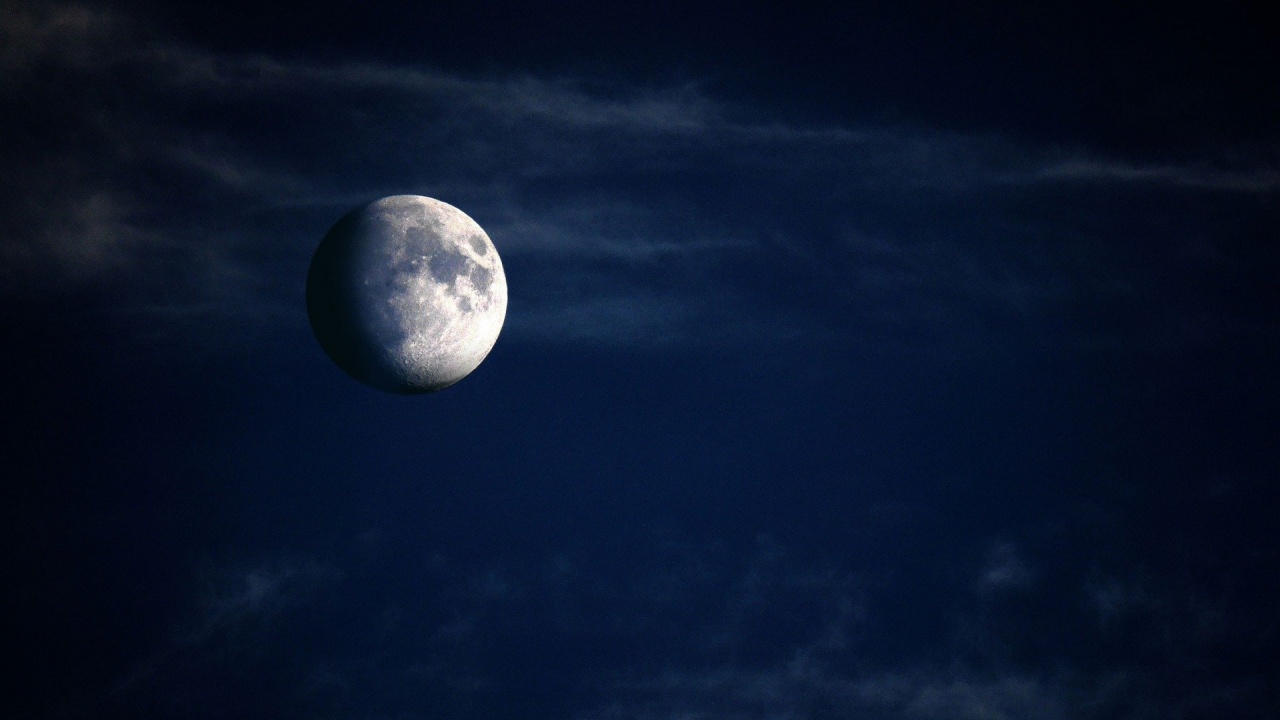 Японска компания помага на ОАЕ да прати роувър на Луната