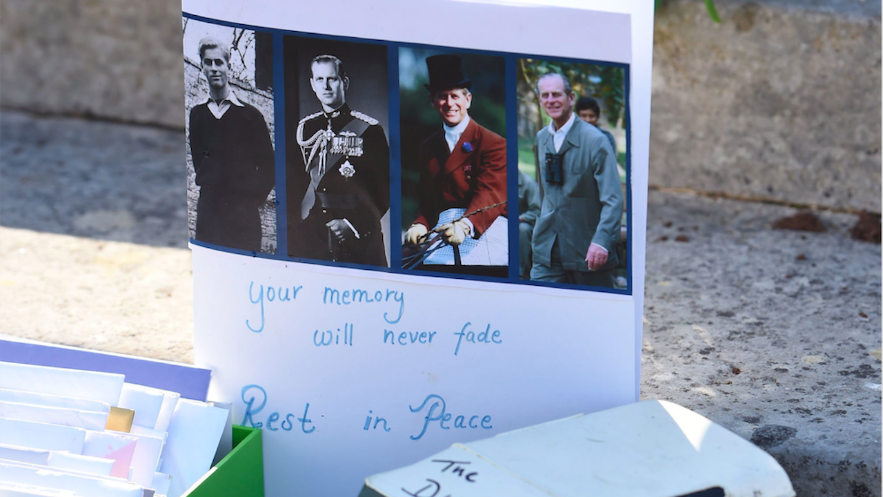 Четирите деца на принц Филип ще вървят зад катафалката на погребението му