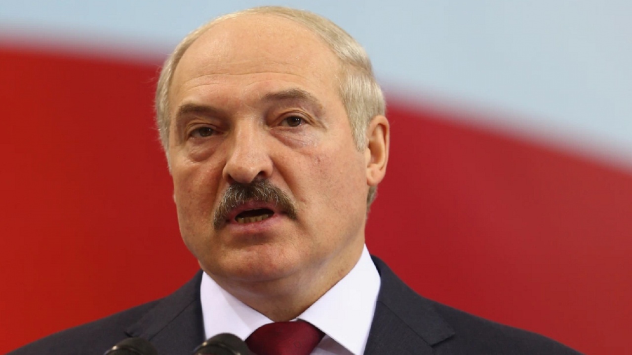 Александър Лукашенко все още няма да се ваксинира срещу COVID-19