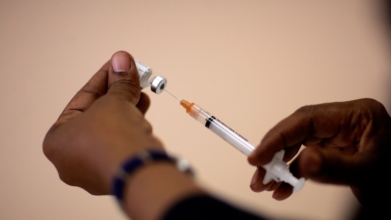В Куба ще имунизират 1,7 млн. души с ваксина, за която не се знае нищо