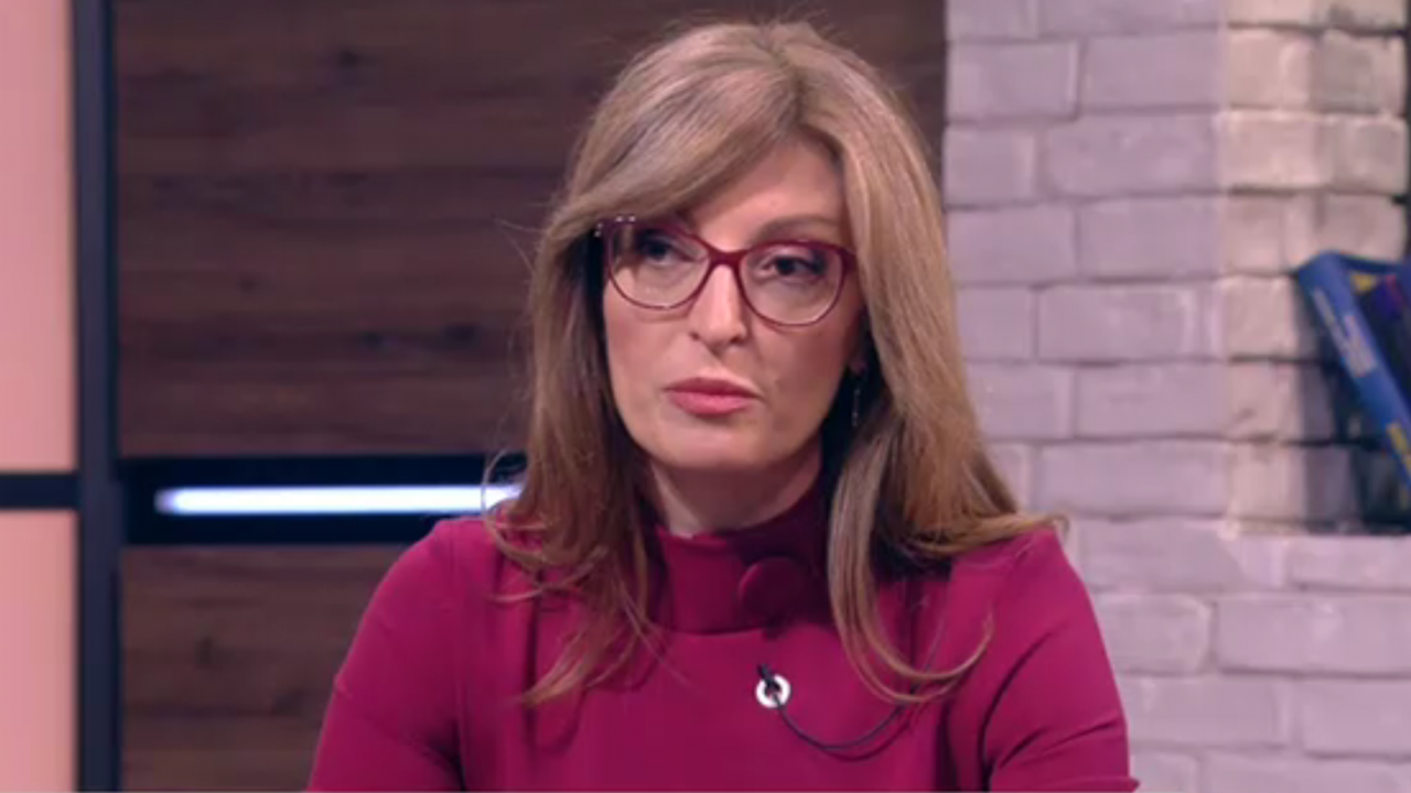 Захариева нападна ИТН: С промените в ИК целят да си осигурят служебна победа