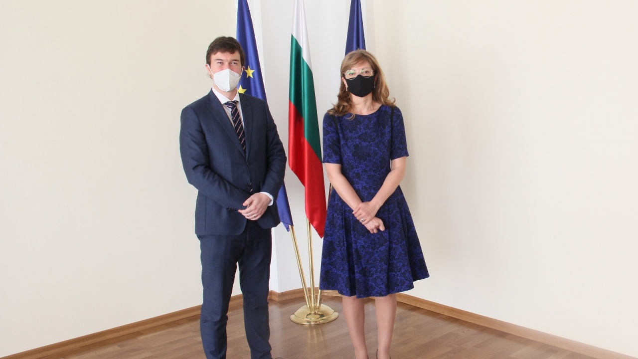 България потвърди пълната си подкрепа за Чехия по повод незаконните руски действия 