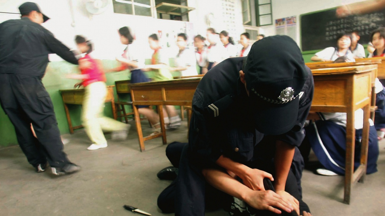 Въоръжен с нож нападна детска градина в Китай и уби две деца