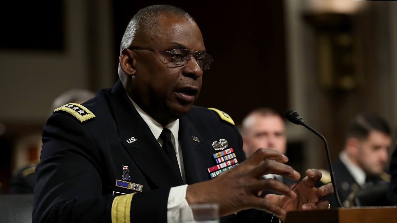 Шефът на Пентагона призова за "нова визия" за американската отбрана