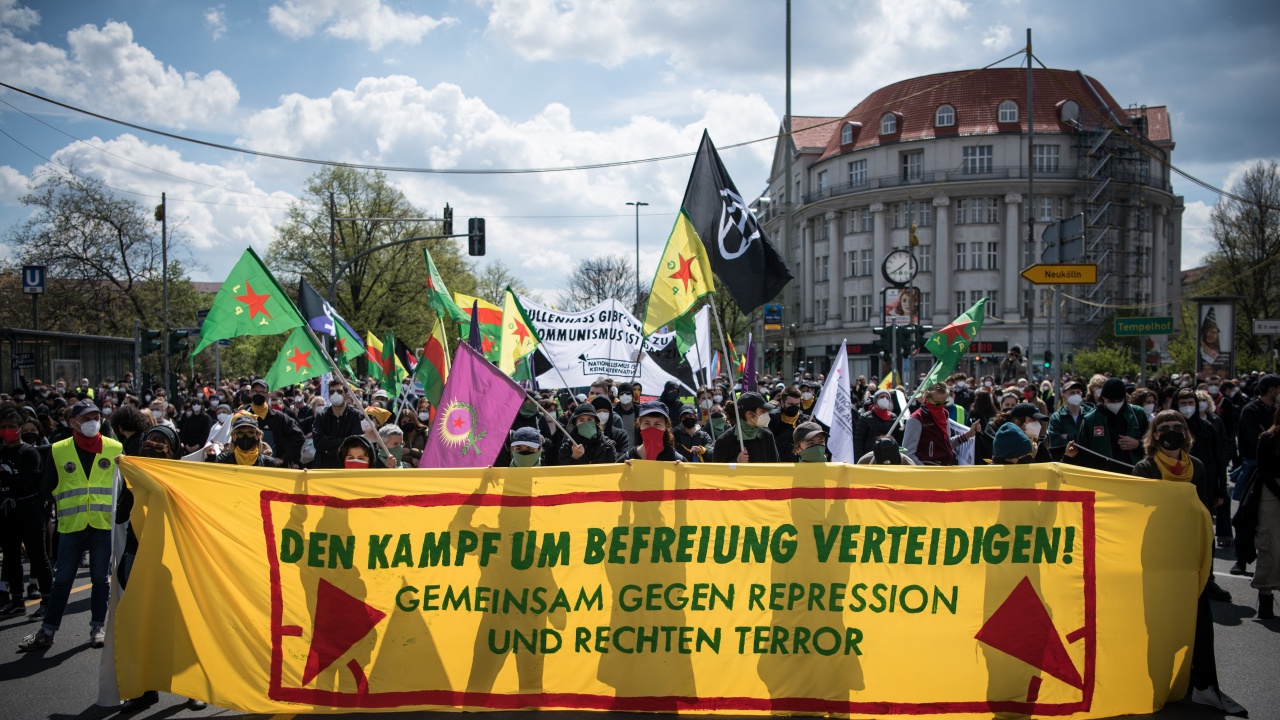 Над 1000 души се включиха в протестa в Берлин 